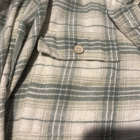 American Eagle over sized green plaid pullover - Picture 4 of 6